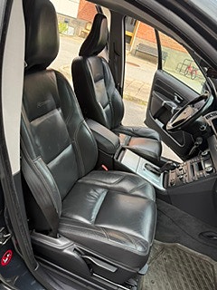 Volvo XC90 10 of 12