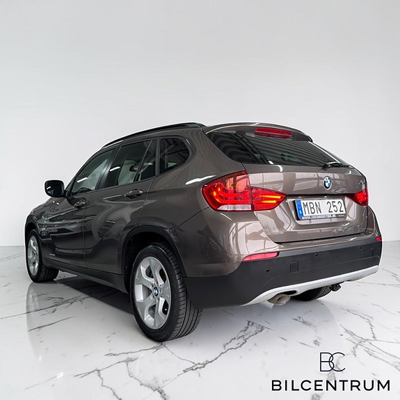 BMW X1 4 of 5