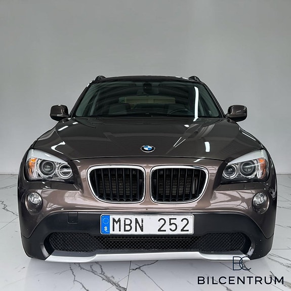 BMW X1 2 of 5