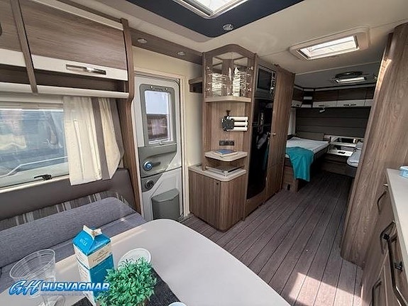 Knaus 590 UE Südwind 11 of 12