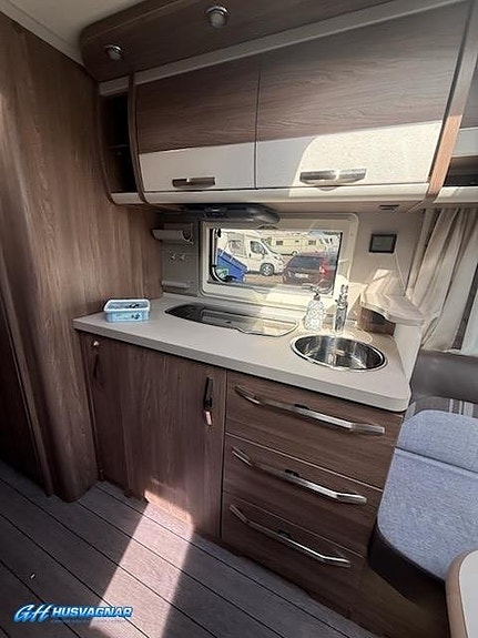 Knaus 590 UE Südwind 6 of 12