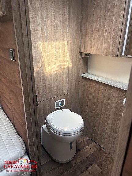 Kabe Imperial 740 TDL KS Långbädd 5 of 6