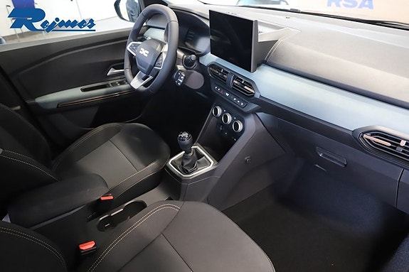 Dacia Sandero 9 of 15