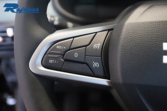 Dacia Sandero 13 of 15