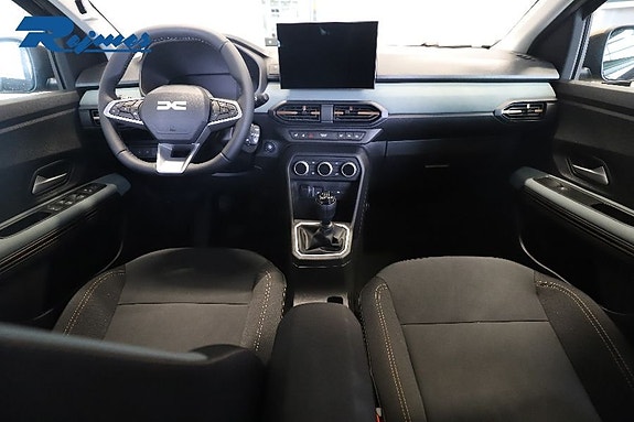 Dacia Sandero 9 of 18