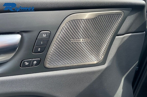 Volvo XC60 6 of 25