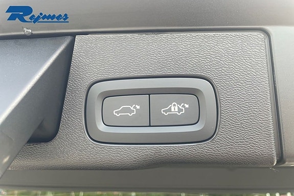 Volvo XC60 21 of 25