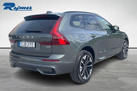 Volvo XC60 23 of 25