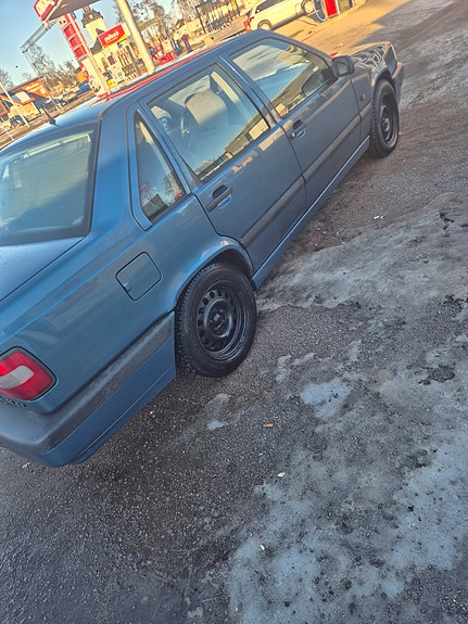 Volvo 850 4 of 5