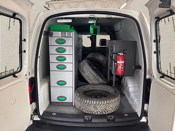 Volkswagen Caddy Maxi 10 of 11