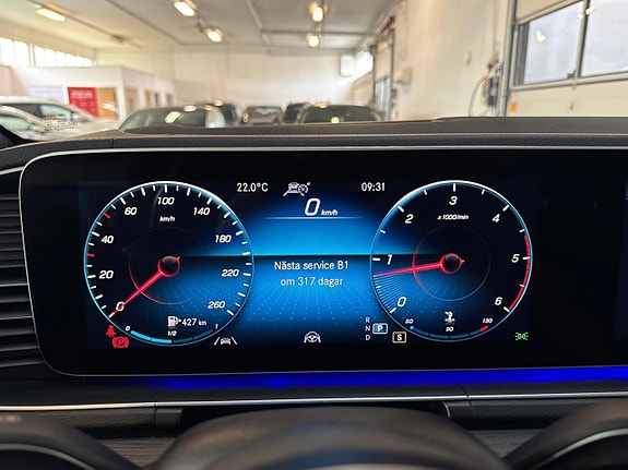 Mercedes-Benz GLE400 d 27 of 27