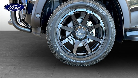 Ford Ranger 9 of 12