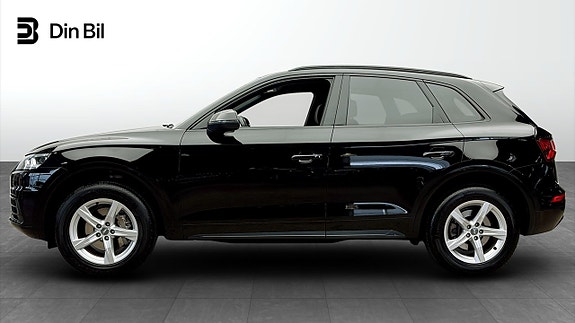 Audi Q5 2 of 5