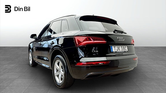 Audi Q5 3 of 5