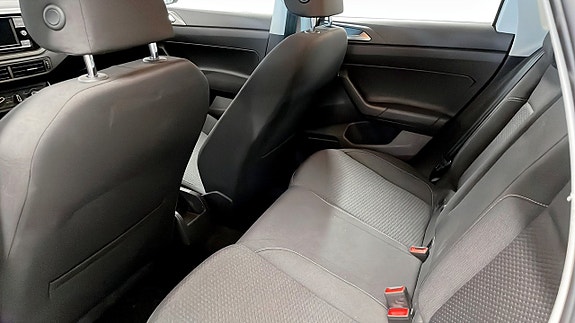 Volkswagen Polo 11 of 12