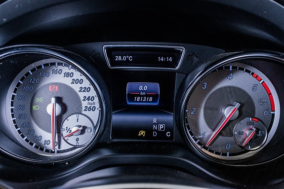 Mercedes-Benz CLA200 d 21 of 25