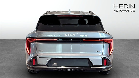Kia K4 7 of 17