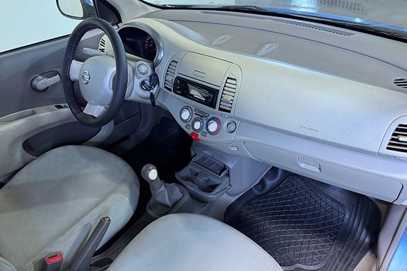 Nissan Micra 11 of 16