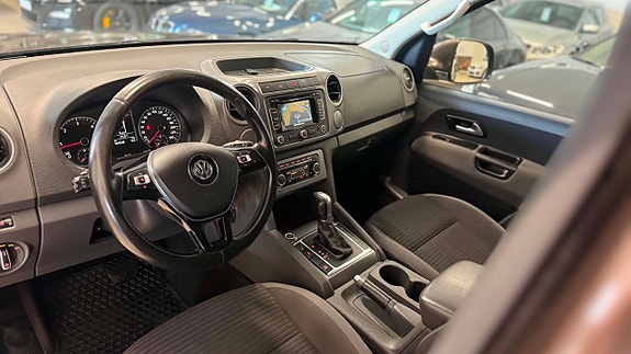 Volkswagen Amarok 16 of 30