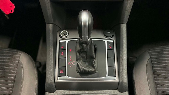 Volkswagen Amarok 23 of 30