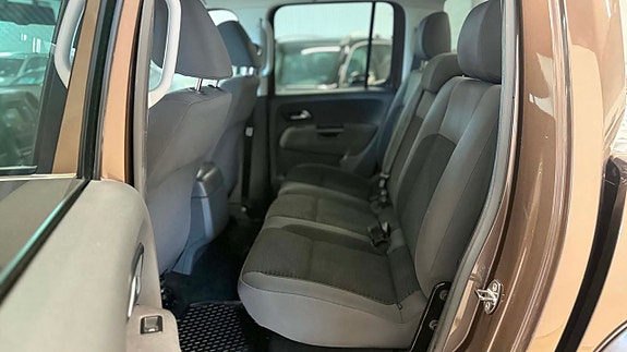 Volkswagen Amarok 20 of 30