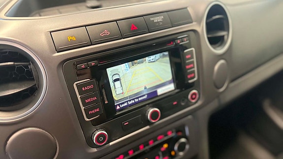 Volkswagen Amarok 19 of 30