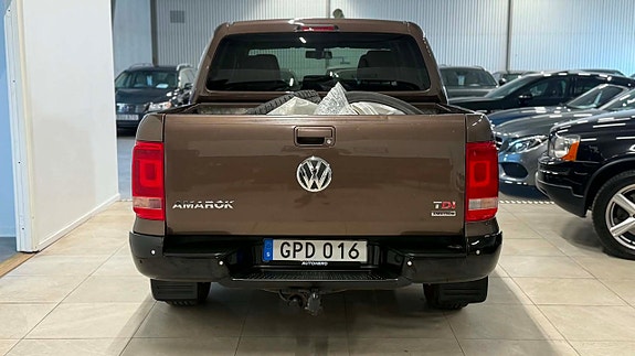 Volkswagen Amarok 5 of 5