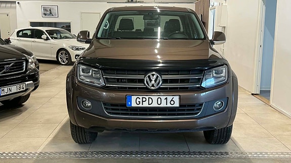 Volkswagen Amarok 2 of 5
