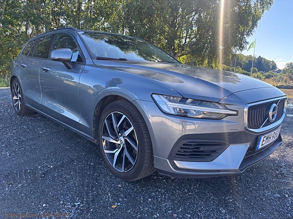 Volvo V60 3 of 26