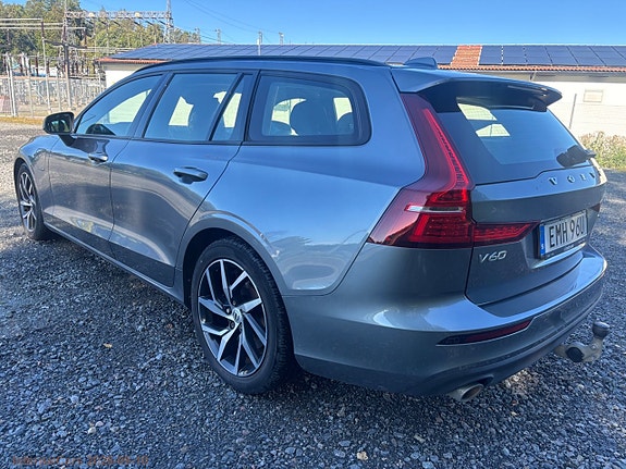Volvo V60 7 of 26