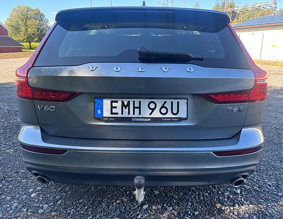 Volvo V60 6 of 26