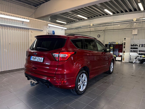 Ford Kuga 5 of 5