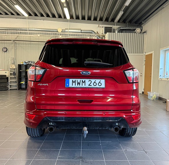 Ford Kuga 4 of 5