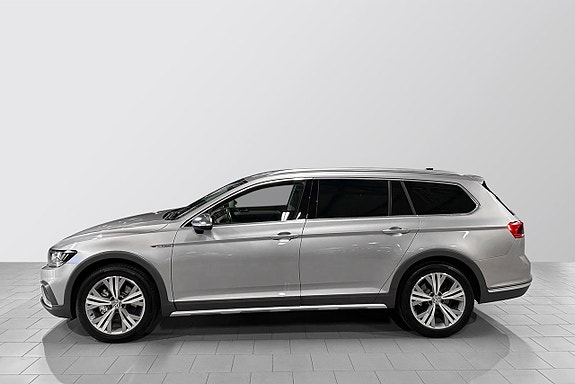 Volkswagen Passat Alltrack 5 of 5