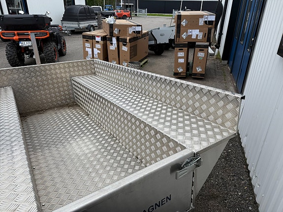 -- Avestavagnen ATV "Heavy Duty Utility Trailer" 8 of 15