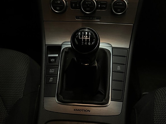 Volkswagen Passat 26 of 26