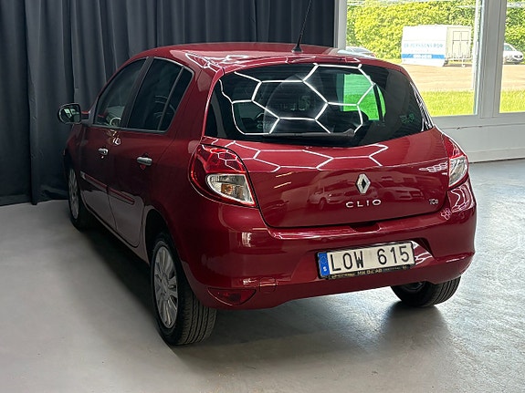 Renault Clio 3 of 5