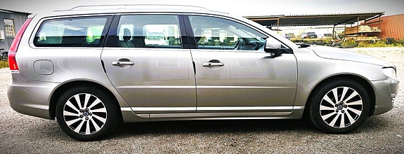 Volvo V70 8 of 18