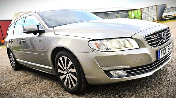Volvo V70 6 of 18
