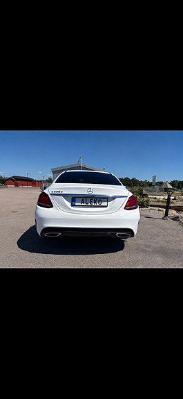 Mercedes-Benz 220 D 5 of 5