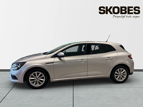 Renault Megane 4 of 5