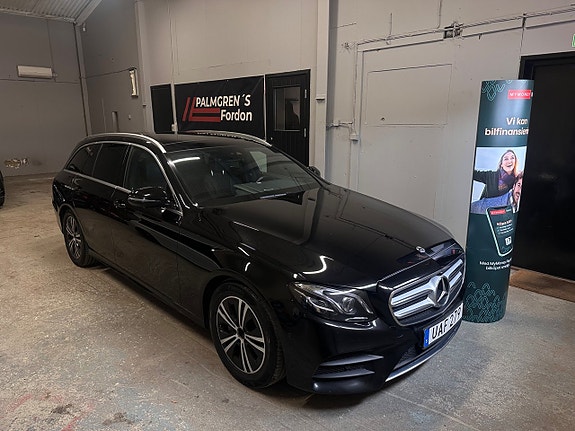 Mercedes-Benz E200
