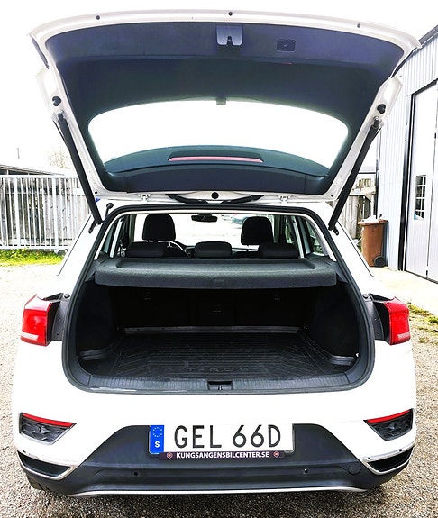 Volkswagen T-Roc 7 of 15