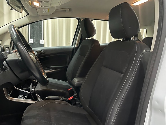 Ford Ecosport 9 of 20