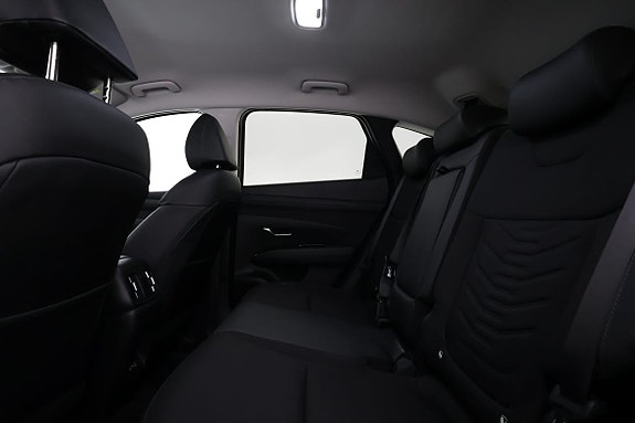 Hyundai Tucson 10 of 17