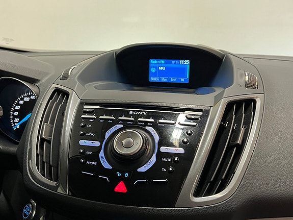 Ford C-Max 21 of 26