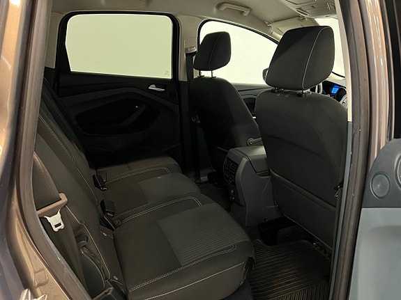 Ford C-Max 17 of 26
