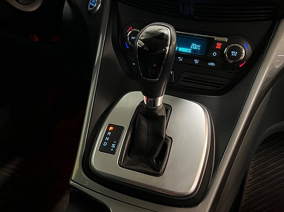 Ford C-Max 22 of 26