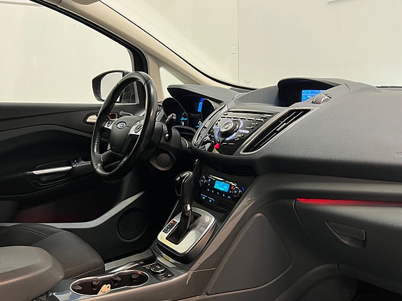 Ford C-Max 18 of 26