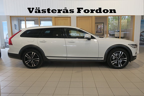 Volvo V90 Cross Country